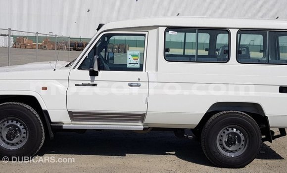 Buy Import Toyota Land Cruiser White Car in Import - Dubai in Cabo Delgado Buy Import Toyota Land Cruiser White Car in Import - Dubai in Cabo Delgado