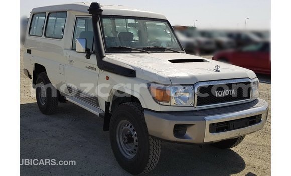 Buy Import Toyota Land Cruiser White Car in Import - Dubai in Cabo Delgado Buy Import Toyota Land Cruiser White Car in Import - Dubai in Cabo Delgado