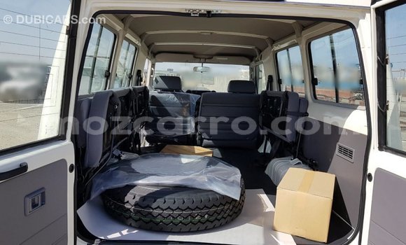 Buy Import Toyota Land Cruiser White Car in Import - Dubai in Cabo Delgado Buy Import Toyota Land Cruiser White Car in Import - Dubai in Cabo Delgado