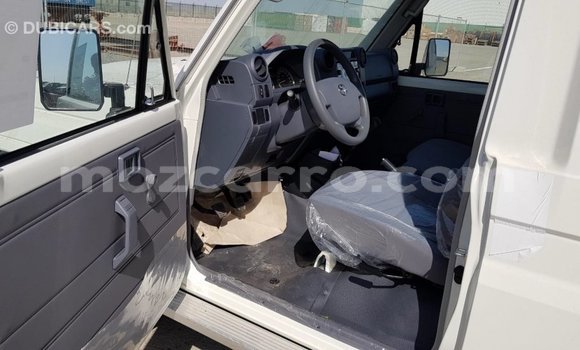 Buy Import Toyota Land Cruiser White Car in Import - Dubai in Cabo Delgado Buy Import Toyota Land Cruiser White Car in Import - Dubai in Cabo Delgado