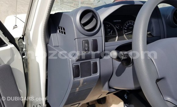 Buy Import Toyota Land Cruiser White Car in Import - Dubai in Cabo Delgado Buy Import Toyota Land Cruiser White Car in Import - Dubai in Cabo Delgado