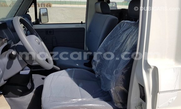 Buy Import Toyota Land Cruiser White Car in Import - Dubai in Cabo Delgado Buy Import Toyota Land Cruiser White Car in Import - Dubai in Cabo Delgado