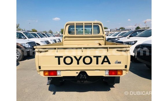 Buy Import Toyota Land Cruiser Beige Car in Import - Dubai in Cabo Delgado Buy Import Toyota Land Cruiser Beige Car in Import - Dubai in Cabo Delgado
