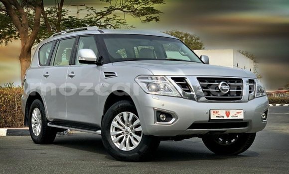 Tenga Imported Nissan Patrol Zvimwe Mota in Import - Dubai in Cabo Delgado