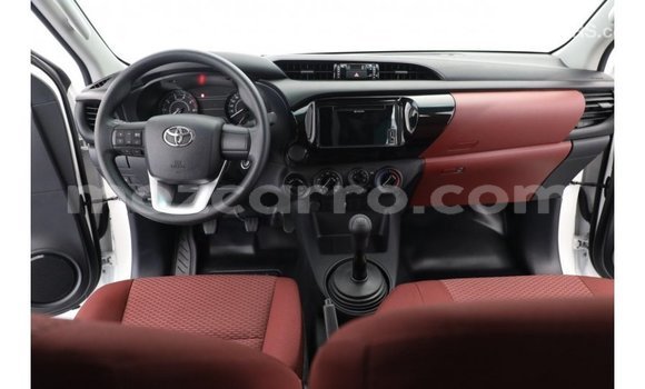 Buy Import Toyota Hilux White Car in Import - Dubai in Cabo Delgado Buy Import Toyota Hilux White Car in Import - Dubai in Cabo Delgado