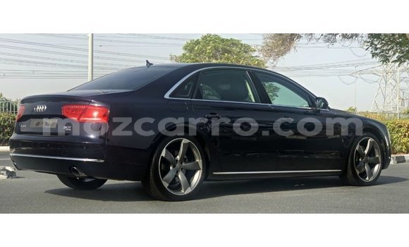 Nunua Imported Audi A8 Bluu Gari ndani ya Import - Dubai nchini Cabo Delgado Nunua Imported Audi A8 Bluu Gari ndani ya Import - Dubai nchini Cabo Delgado