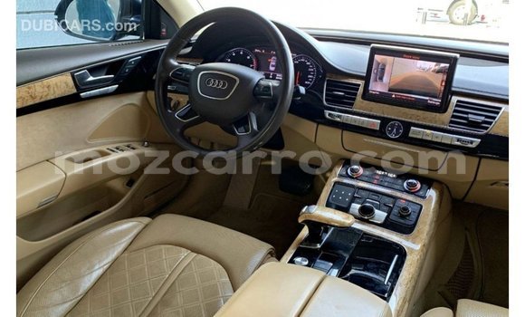 Nunua Imported Audi A8 Bluu Gari ndani ya Import - Dubai nchini Cabo Delgado Nunua Imported Audi A8 Bluu Gari ndani ya Import - Dubai nchini Cabo Delgado