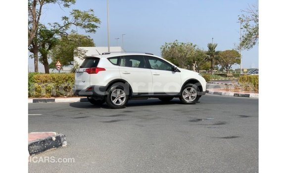 Tenga Imported Toyota 4Runner Chena Mota in Import - Dubai in Cabo Delgado Tenga Imported Toyota 4Runner Chena Mota in Import - Dubai in Cabo Delgado