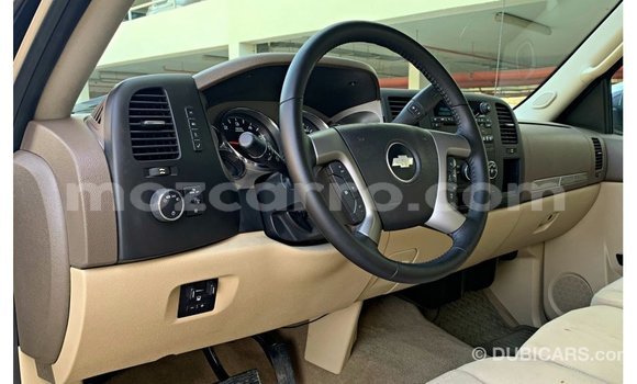 Tenga Imported Chevrolet Silverado Nhema Mota in Import - Dubai in Cabo Delgado Tenga Imported Chevrolet Silverado Nhema Mota in Import - Dubai in Cabo Delgado
