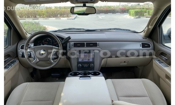 Nunua Imported Chevrolet Tahoe Nyeupe Gari ndani ya Import - Dubai nchini Cabo Delgado Nunua Imported Chevrolet Tahoe Nyeupe Gari ndani ya Import - Dubai nchini Cabo Delgado