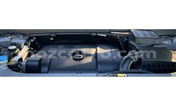 Tenga Imported Land Rover Defender Zvimwe Mota in Import - Dubai in Cabo Delgado Tenga Imported Land Rover Defender Zvimwe Mota in Import - Dubai in Cabo Delgado