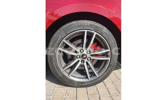 Tenga Imported Ford Mustang Tsvuku Mota in Import - Dubai in Cabo Delgado Tenga Imported Ford Mustang Tsvuku Mota in Import - Dubai in Cabo Delgado