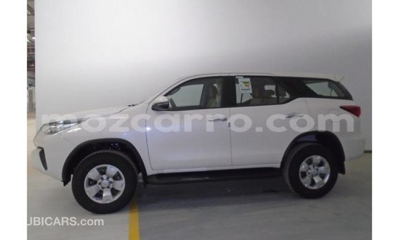 Tenga Imported Toyota Fortuner Chena Mota in Import - Dubai in Cabo Delgado Tenga Imported Toyota Fortuner Chena Mota in Import - Dubai in Cabo Delgado