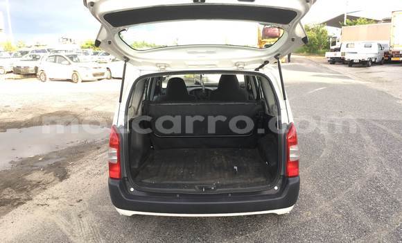 Nunua Ilio tumika Toyota Probox Nyeupe Gari ndani ya Maputo nchini Maputo Nunua Ilio tumika Toyota Probox Nyeupe Gari ndani ya Maputo nchini Maputo