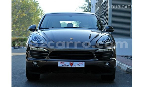 Tenga Imported Porsche Cayenne Bhurawuni Mota in Import - Dubai in Cabo Delgado Tenga Imported Porsche Cayenne Bhurawuni Mota in Import - Dubai in Cabo Delgado