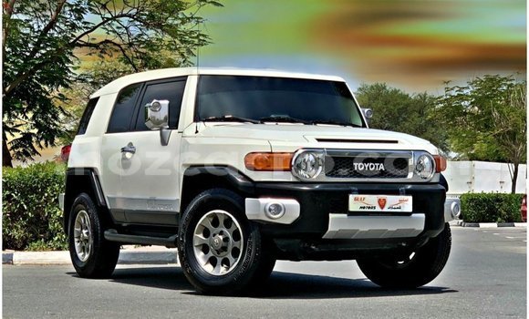 Tenga Imported Toyota FJ Cruiser Chena Mota in Import - Dubai in Cabo Delgado Tenga Imported Toyota FJ Cruiser Chena Mota in Import - Dubai in Cabo Delgado