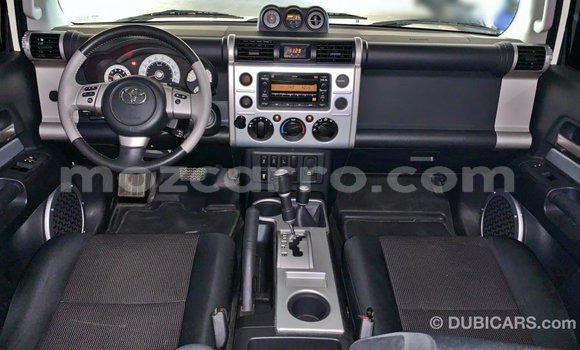 Tenga Imported Toyota FJ Cruiser Chena Mota in Import - Dubai in Cabo Delgado Tenga Imported Toyota FJ Cruiser Chena Mota in Import - Dubai in Cabo Delgado