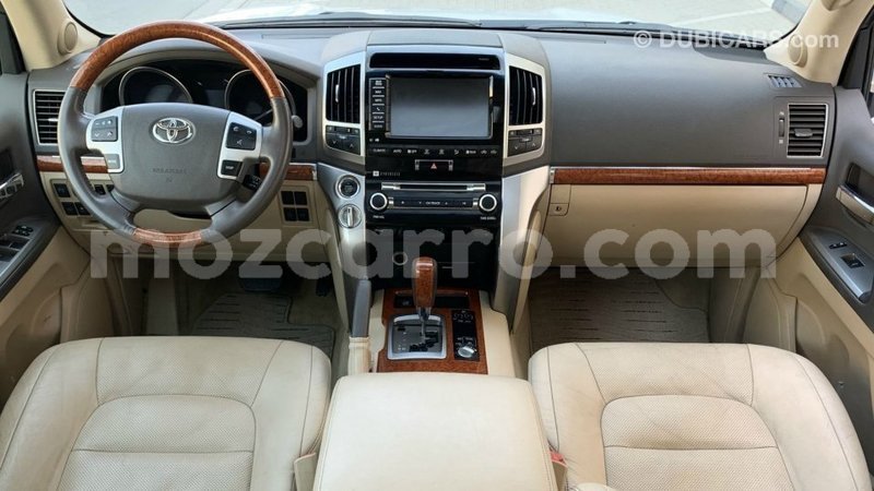 Big with watermark toyota land cruiser cabo delgado import dubai 8688