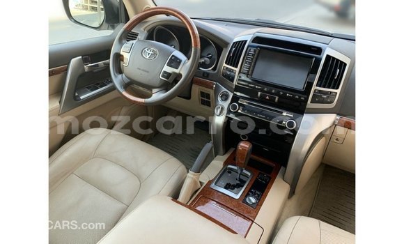 Tenga Imported Toyota Land Cruiser Chena Mota in Import - Dubai in Cabo Delgado Tenga Imported Toyota Land Cruiser Chena Mota in Import - Dubai in Cabo Delgado