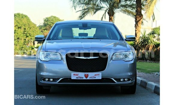 Tenga Imported Chrysler 300 Zvimwe Mota in Import - Dubai in Cabo Delgado Tenga Imported Chrysler 300 Zvimwe Mota in Import - Dubai in Cabo Delgado