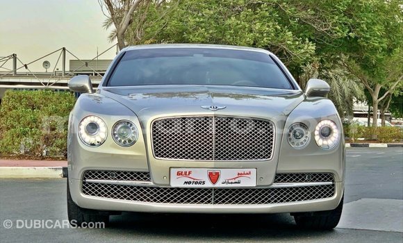 Tenga Imported Bentley Flying Spur Zvimwe Mota in Import - Dubai in Cabo Delgado Tenga Imported Bentley Flying Spur Zvimwe Mota in Import - Dubai in Cabo Delgado
