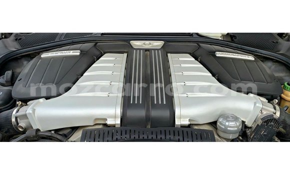 Tenga Imported Bentley Flying Spur Zvimwe Mota in Import - Dubai in Cabo Delgado Tenga Imported Bentley Flying Spur Zvimwe Mota in Import - Dubai in Cabo Delgado