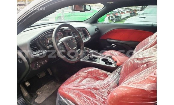 Tenga Imported Dodge Challenger Chena Mota in Import - Dubai in Cabo Delgado Tenga Imported Dodge Challenger Chena Mota in Import - Dubai in Cabo Delgado