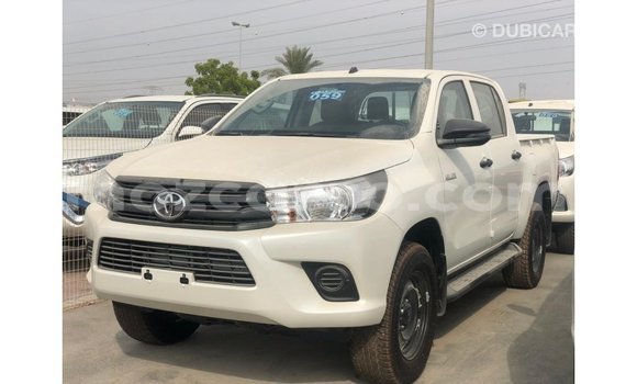 Buy Import Toyota Hilux White Car in Import - Dubai in Cabo Delgado Buy Import Toyota Hilux White Car in Import - Dubai in Cabo Delgado