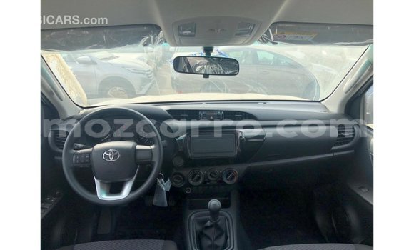 Buy Import Toyota Hilux White Car in Import - Dubai in Cabo Delgado Buy Import Toyota Hilux White Car in Import - Dubai in Cabo Delgado