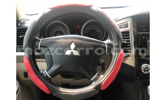 Comprar Importar Mitsubishi Pajero Vermelho Carro em Import - Dubai em Cabo Delgado Comprar Importar Mitsubishi Pajero Vermelho Carro em Import - Dubai em Cabo Delgado