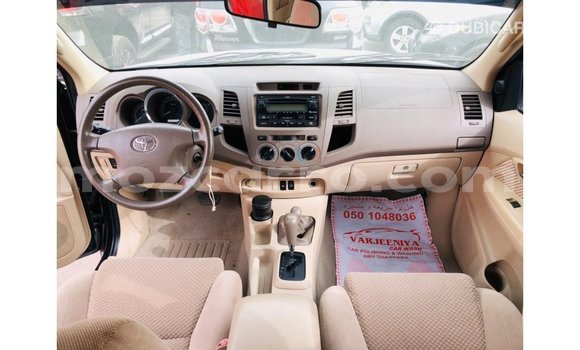 Nunua Imported Toyota Fortuner Nyeusi Gari ndani ya Import - Dubai nchini Cabo Delgado Nunua Imported Toyota Fortuner Nyeusi Gari ndani ya Import - Dubai nchini Cabo Delgado