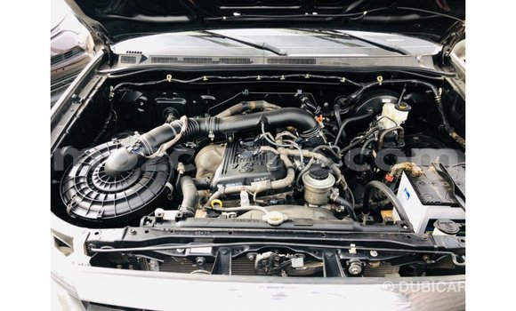Nunua Imported Toyota Fortuner Nyeusi Gari ndani ya Import - Dubai nchini Cabo Delgado Nunua Imported Toyota Fortuner Nyeusi Gari ndani ya Import - Dubai nchini Cabo Delgado
