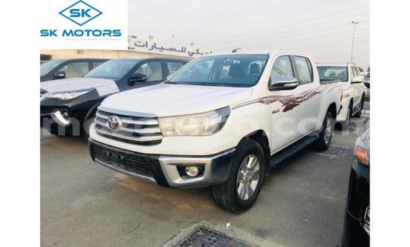 Buy Import Toyota Hilux White Car in Import - Dubai in Cabo Delgado