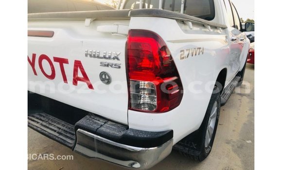 Buy Import Toyota Hilux White Car in Import - Dubai in Cabo Delgado Buy Import Toyota Hilux White Car in Import - Dubai in Cabo Delgado