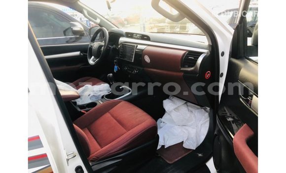 Buy Import Toyota Hilux White Car in Import - Dubai in Cabo Delgado Buy Import Toyota Hilux White Car in Import - Dubai in Cabo Delgado