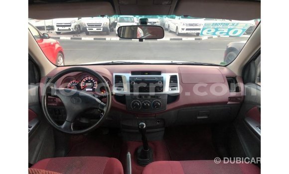 Comprar Importar Toyota Hilux Branco Carro em Import - Dubai em Cabo Delgado Comprar Importar Toyota Hilux Branco Carro em Import - Dubai em Cabo Delgado
