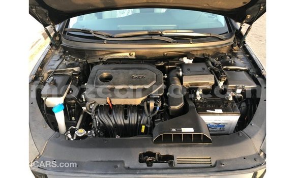 Tenga Imported Hyundai Sonata Nhema Mota in Import - Dubai in Cabo Delgado Tenga Imported Hyundai Sonata Nhema Mota in Import - Dubai in Cabo Delgado