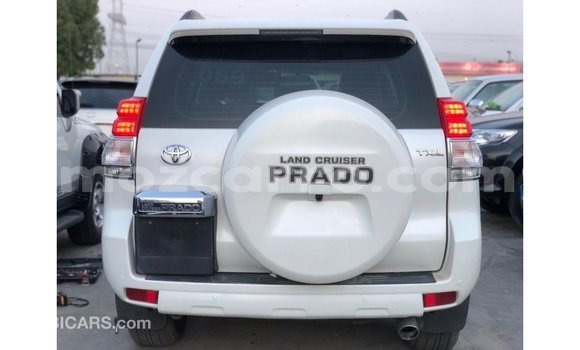 Nunua Imported Toyota Prado Nyeupe Gari ndani ya Import - Dubai nchini Cabo Delgado Nunua Imported Toyota Prado Nyeupe Gari ndani ya Import - Dubai nchini Cabo Delgado