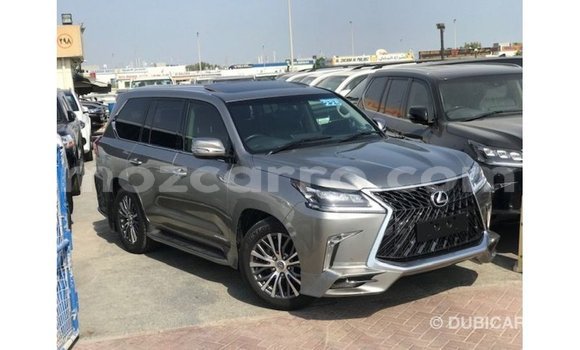 Tenga Imported Lexus LX Zvimwe Mota in Import - Dubai in Cabo Delgado Tenga Imported Lexus LX Zvimwe Mota in Import - Dubai in Cabo Delgado