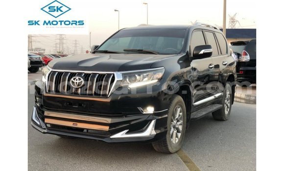 Nunua Imported Toyota Prado Nyeusi Gari ndani ya Import - Dubai nchini Cabo Delgado