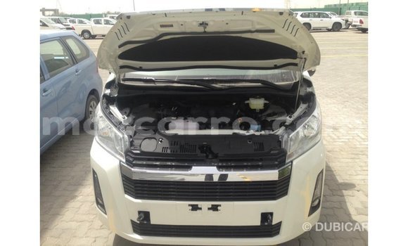 Nunua Imported Toyota Hiace Nyeupe Gari ndani ya Import - Dubai nchini Cabo Delgado Nunua Imported Toyota Hiace Nyeupe Gari ndani ya Import - Dubai nchini Cabo Delgado