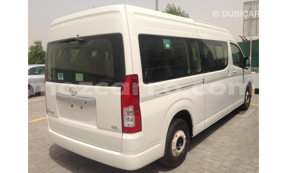 Nunua Imported Toyota Hiace Nyeupe Gari ndani ya Import - Dubai nchini Cabo Delgado Nunua Imported Toyota Hiace Nyeupe Gari ndani ya Import - Dubai nchini Cabo Delgado