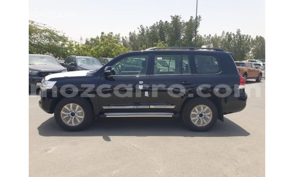 Nunua Imported Toyota Land Cruiser Nyeusi Gari ndani ya Import - Dubai nchini Cabo Delgado Nunua Imported Toyota Land Cruiser Nyeusi Gari ndani ya Import - Dubai nchini Cabo Delgado