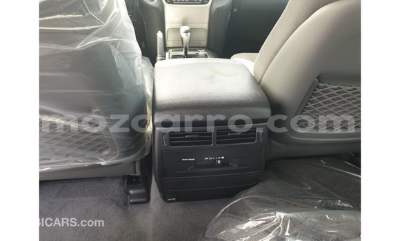 Nunua Imported Toyota Land Cruiser Nyeusi Gari ndani ya Import - Dubai nchini Cabo Delgado Nunua Imported Toyota Land Cruiser Nyeusi Gari ndani ya Import - Dubai nchini Cabo Delgado