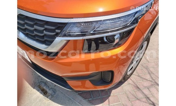 Tenga Imported Kia Carens Zvimwe Mota in Import - Dubai in Cabo Delgado Tenga Imported Kia Carens Zvimwe Mota in Import - Dubai in Cabo Delgado