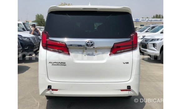 Nunua Imported Toyota Alphard Nyeupe Gari ndani ya Import - Dubai nchini Cabo Delgado Nunua Imported Toyota Alphard Nyeupe Gari ndani ya Import - Dubai nchini Cabo Delgado