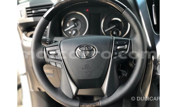 Nunua Imported Toyota Alphard Nyeupe Gari ndani ya Import - Dubai nchini Cabo Delgado Nunua Imported Toyota Alphard Nyeupe Gari ndani ya Import - Dubai nchini Cabo Delgado