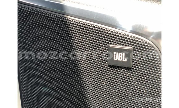 Nunua Imported Toyota Alphard Nyeupe Gari ndani ya Import - Dubai nchini Cabo Delgado Nunua Imported Toyota Alphard Nyeupe Gari ndani ya Import - Dubai nchini Cabo Delgado