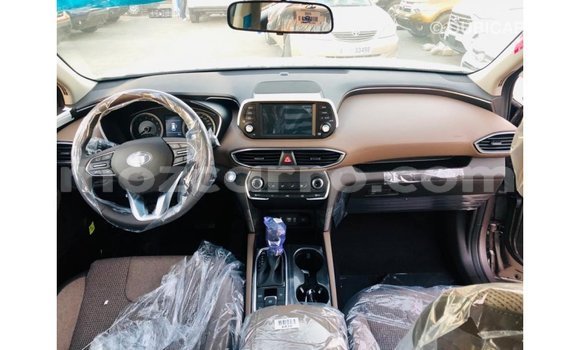Tenga Imported Hyundai Santa Fe Bhuruu Mota in Import - Dubai in Cabo Delgado Tenga Imported Hyundai Santa Fe Bhuruu Mota in Import - Dubai in Cabo Delgado