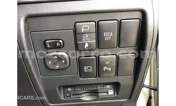 Tenga Imported Toyota Land Cruiser Chena Mota in Import - Dubai in Cabo Delgado Tenga Imported Toyota Land Cruiser Chena Mota in Import - Dubai in Cabo Delgado